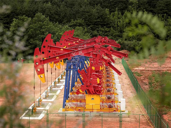 华北油田煤层气高效增产